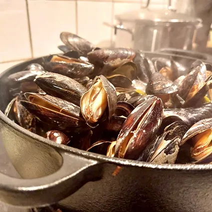 Foto bij het recept Mosselen in cider en kokosroom