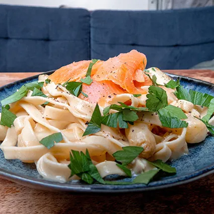 Foto 2 bij Tagliatelle met asperges, zalm en citroen